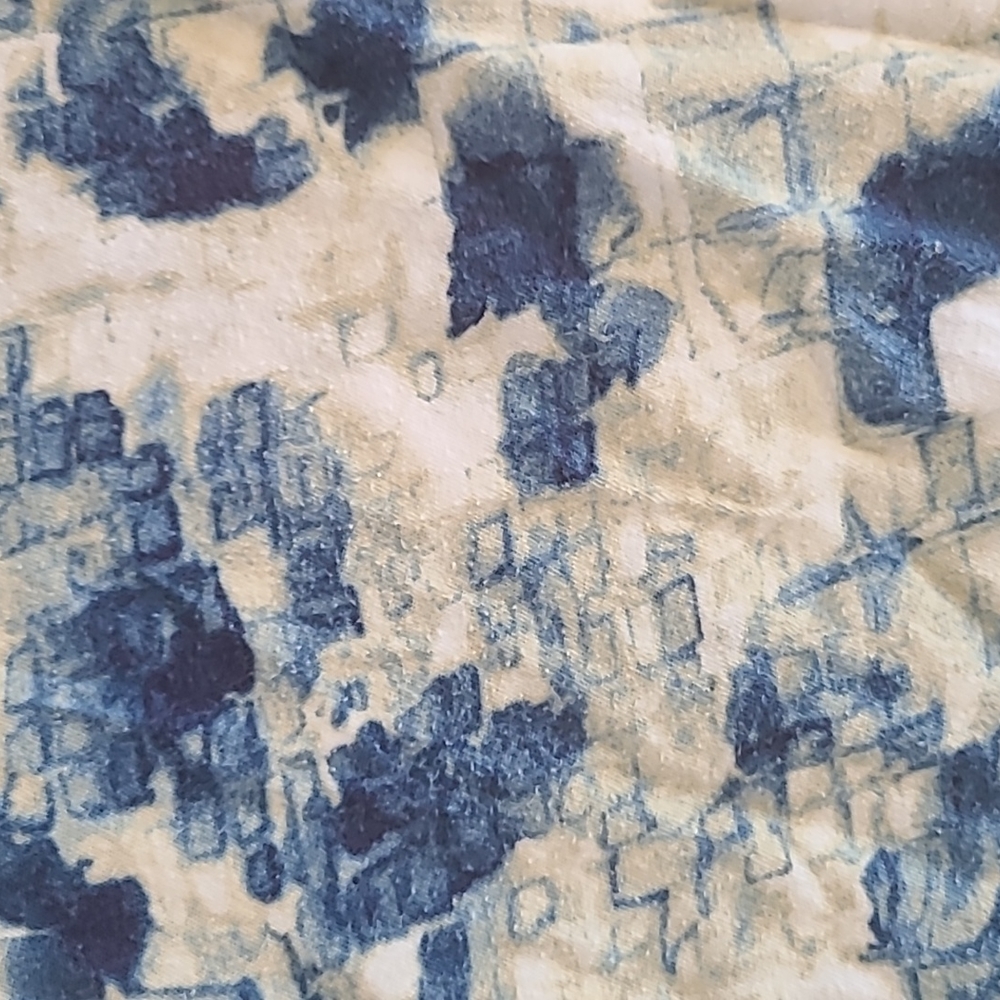 Multi-color blue tee - Picture 3 of 3